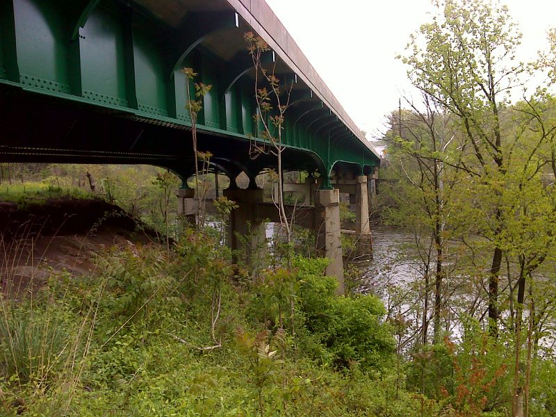 mm 26.0 River view from Schuylkill Bridge PA 61 underpass. GPS N40.5740 W76.0207  Courtesy pjwetzel@gmail.com