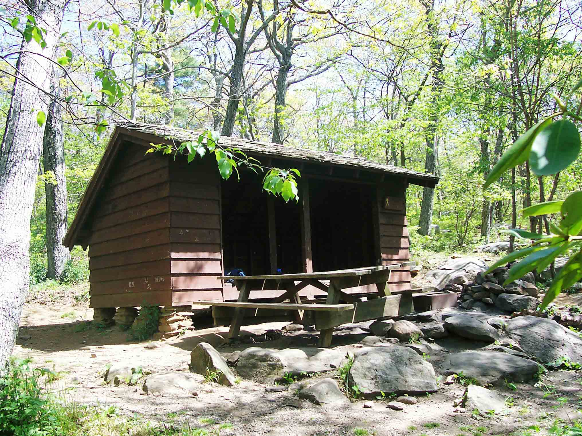 mm 4.7 - Thunder Hill Shelter. Courtesy dlcul@conncoll.edu