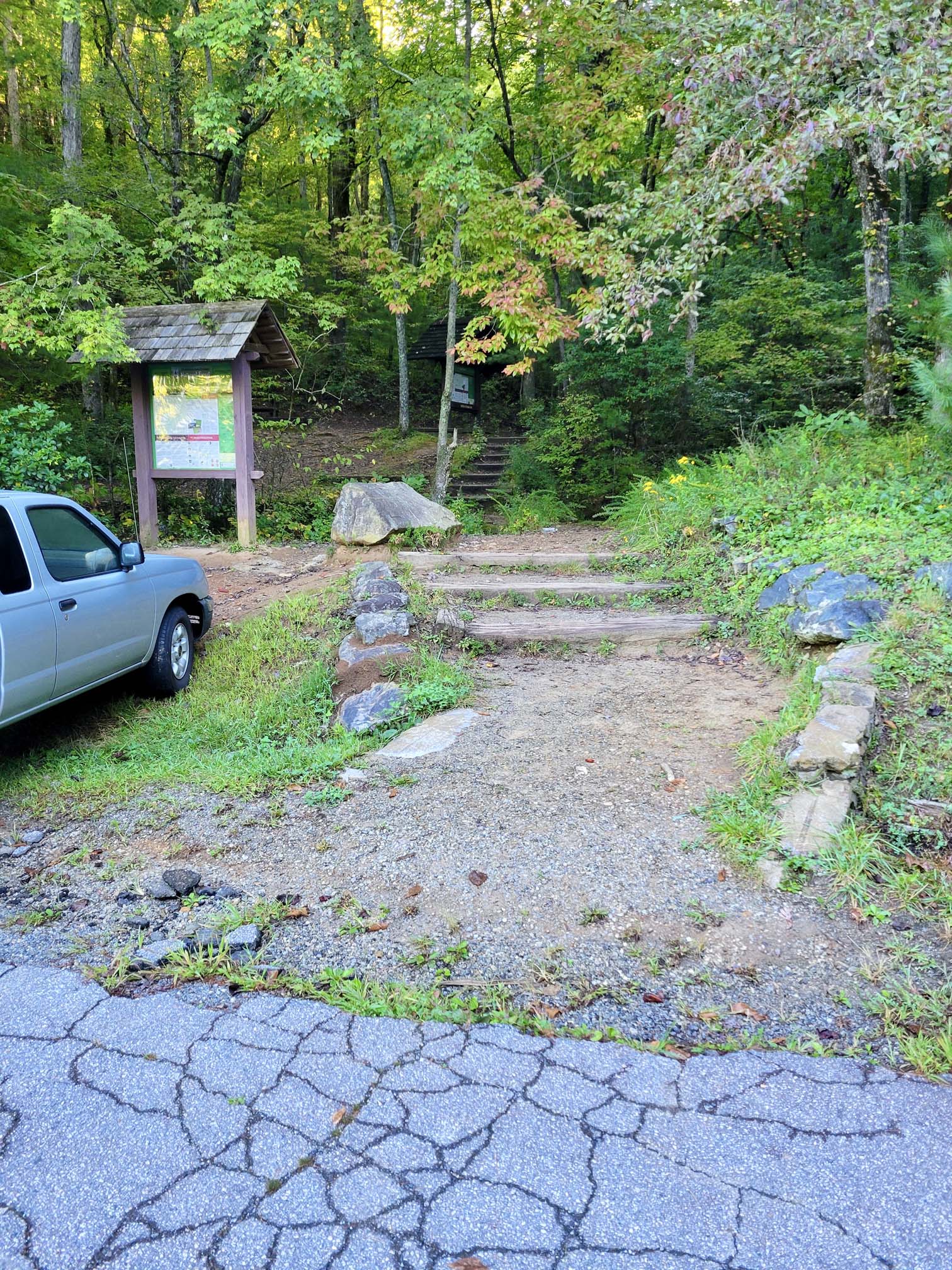 mm 8.8 Northbound AT leaves the parking area on GA (US 76) in Dicks Creek Gap.   Courtesy cabincellars@yahoo.com