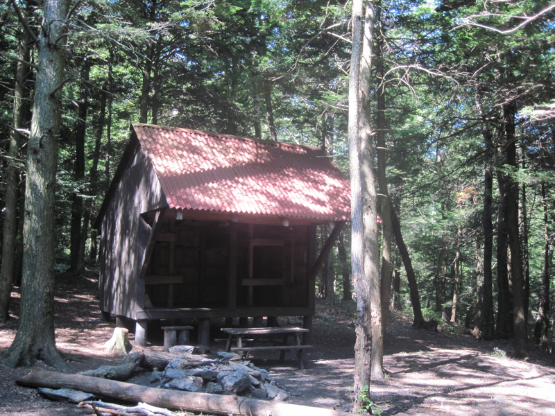 mm 3.5   The Hemlocks Shelter. This is a newer shelter than the nearby Glen Brook Shelter.       Courtesy dlcul@conncoll.edu