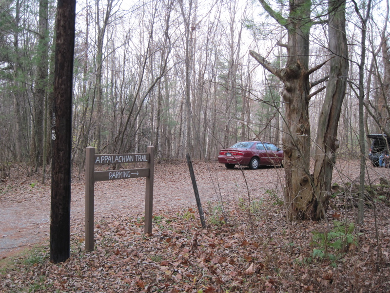 mm 0.9  Hiker parking on Lake Buel Road.  Courtesy
dlcul@conncoll.edu