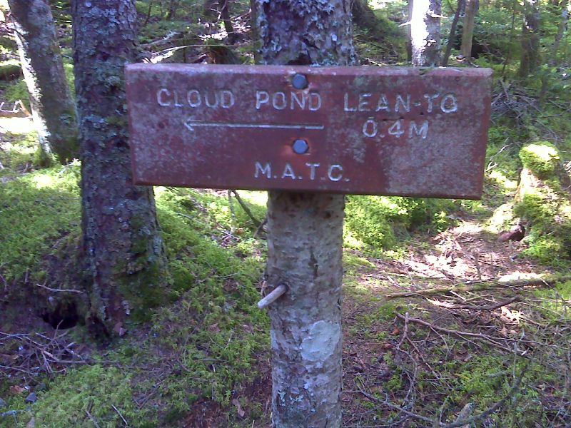 mm 11.3 Sign at side trial to Cloud Pond Lean-to. GPS N45.4207 W89.3548  Courtesy pjwetzel@gmail.com