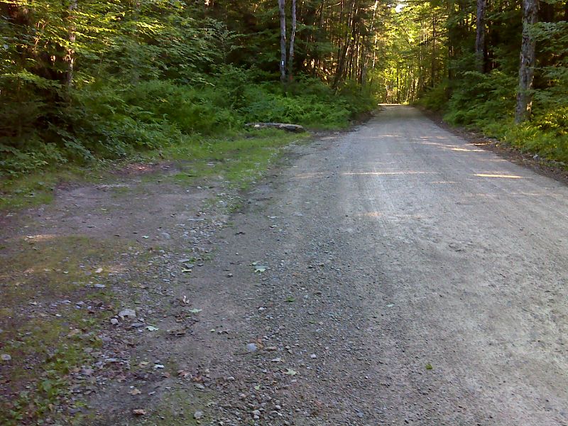 mm 1.0 Parking on road called Old RR Bed Road.  There is a short road walk along the road. GPS 44.8345 W70.7242  Courtesy pjwetzel@gmail.com