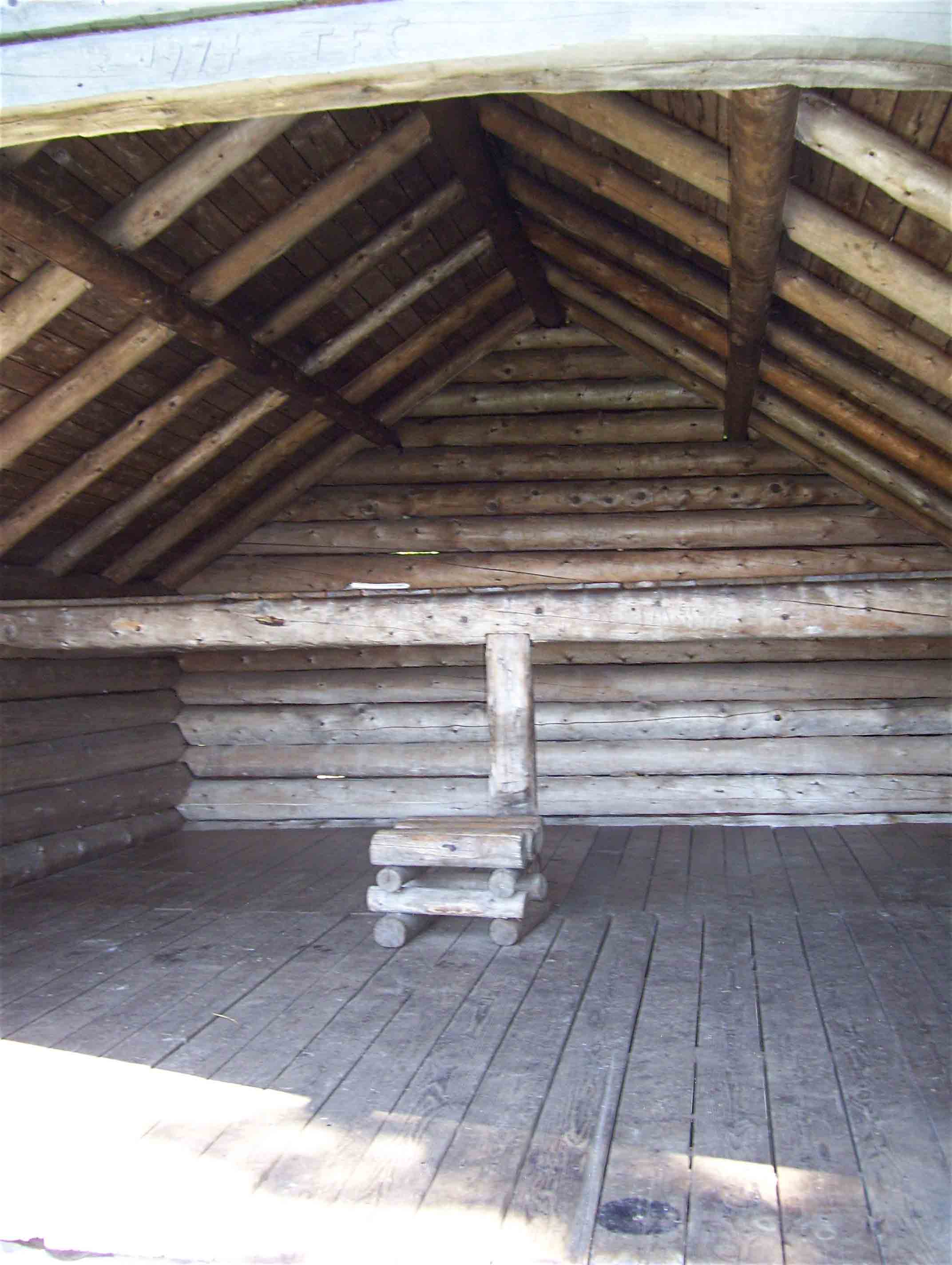 mm 4.7 Interior of the Genetian Pond Shelter.  Courtesy dlcul@conncoll.edu