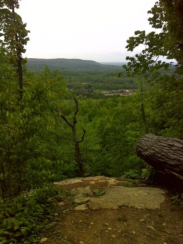 View from low on slopes of Wawayanda Mountain. GPS N41.2132 W74.4495  Courtesy pjwetzel@gmail.com