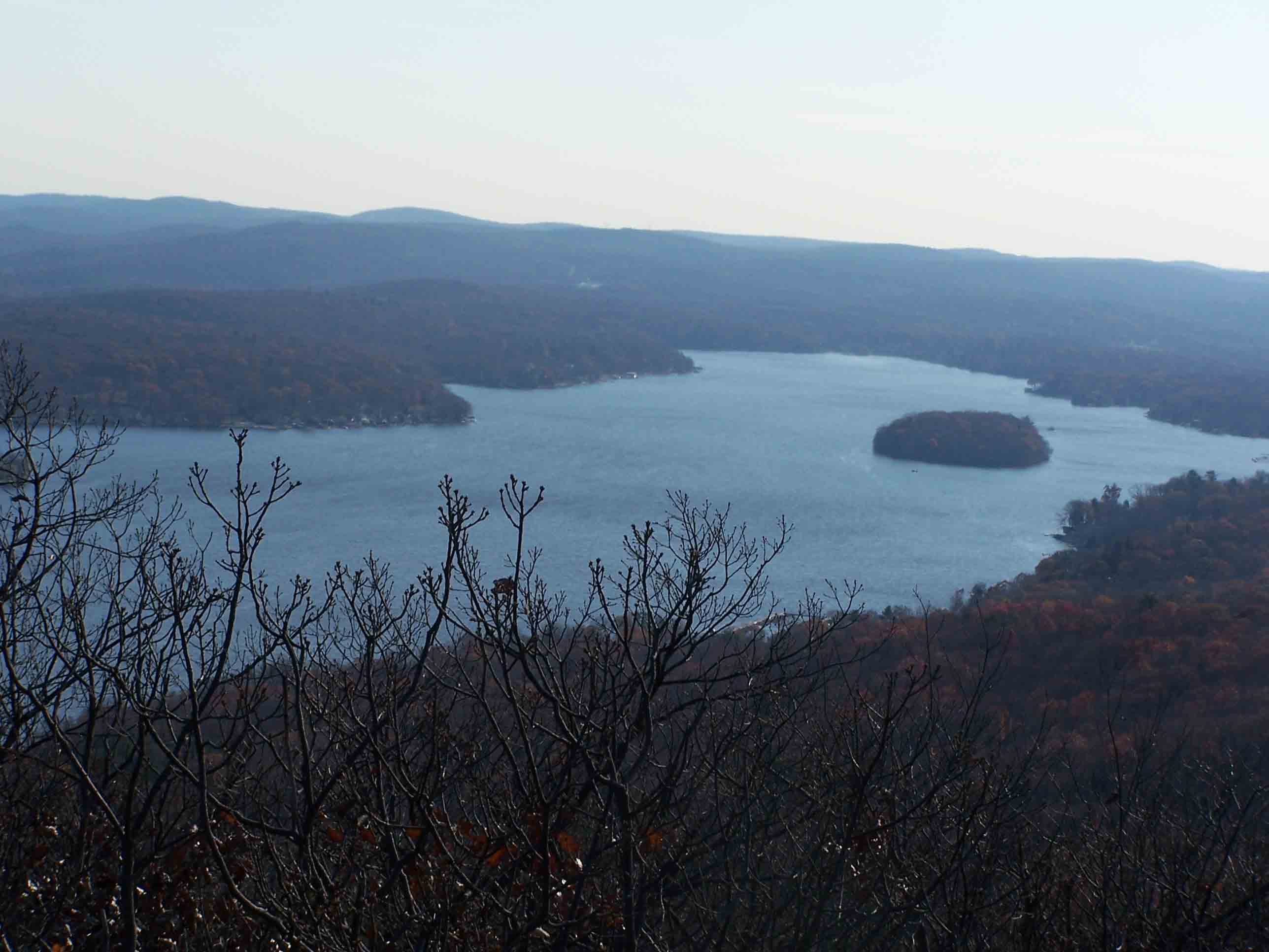 mm 4.2 View of south end of Greenwood Lake. Courtesy at@rohland.org