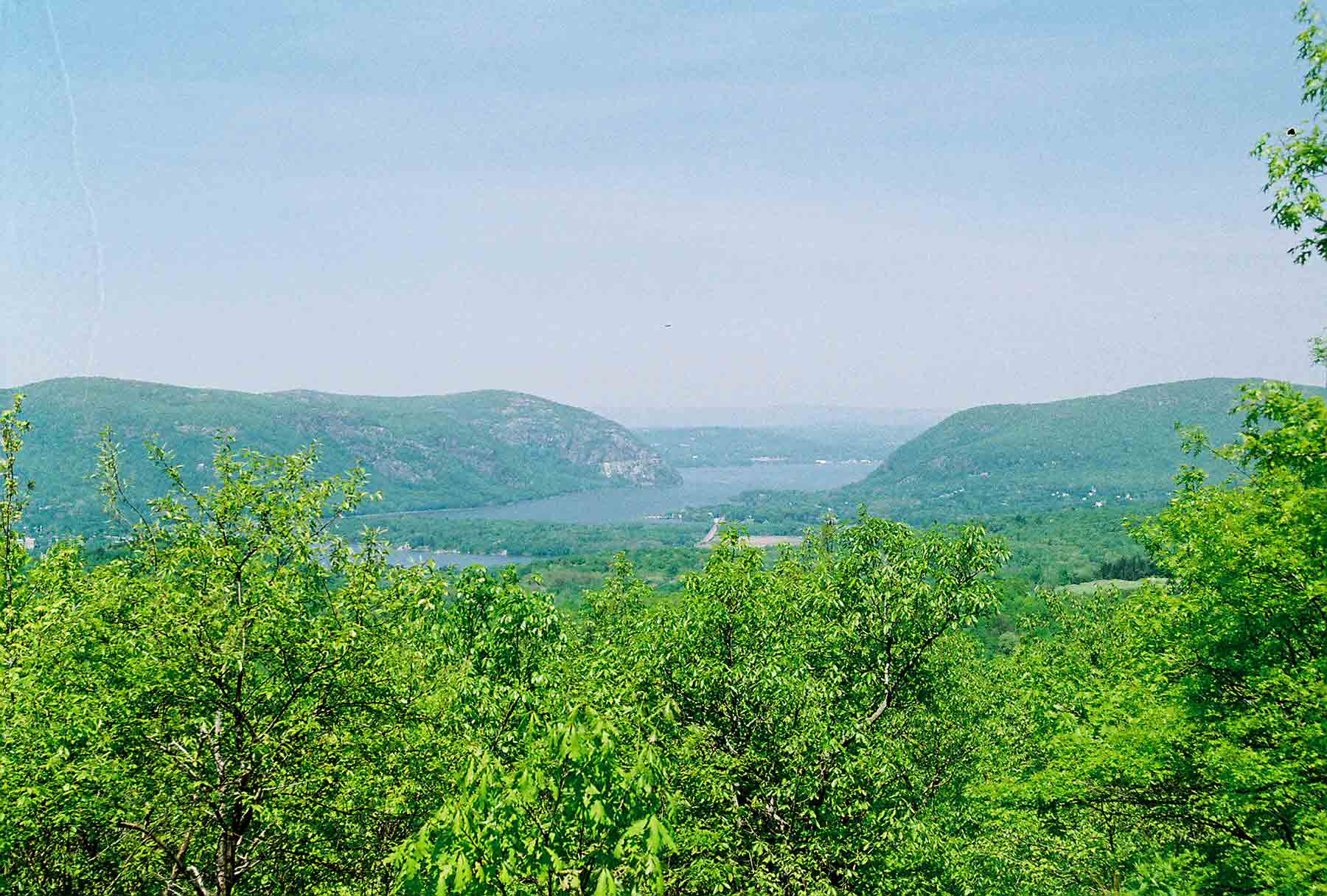 mm 2.8 - View north from Denning Hill towards the Hudson River. West Point is on the other side of the river. Courtesy dlcul@conncoll.edu