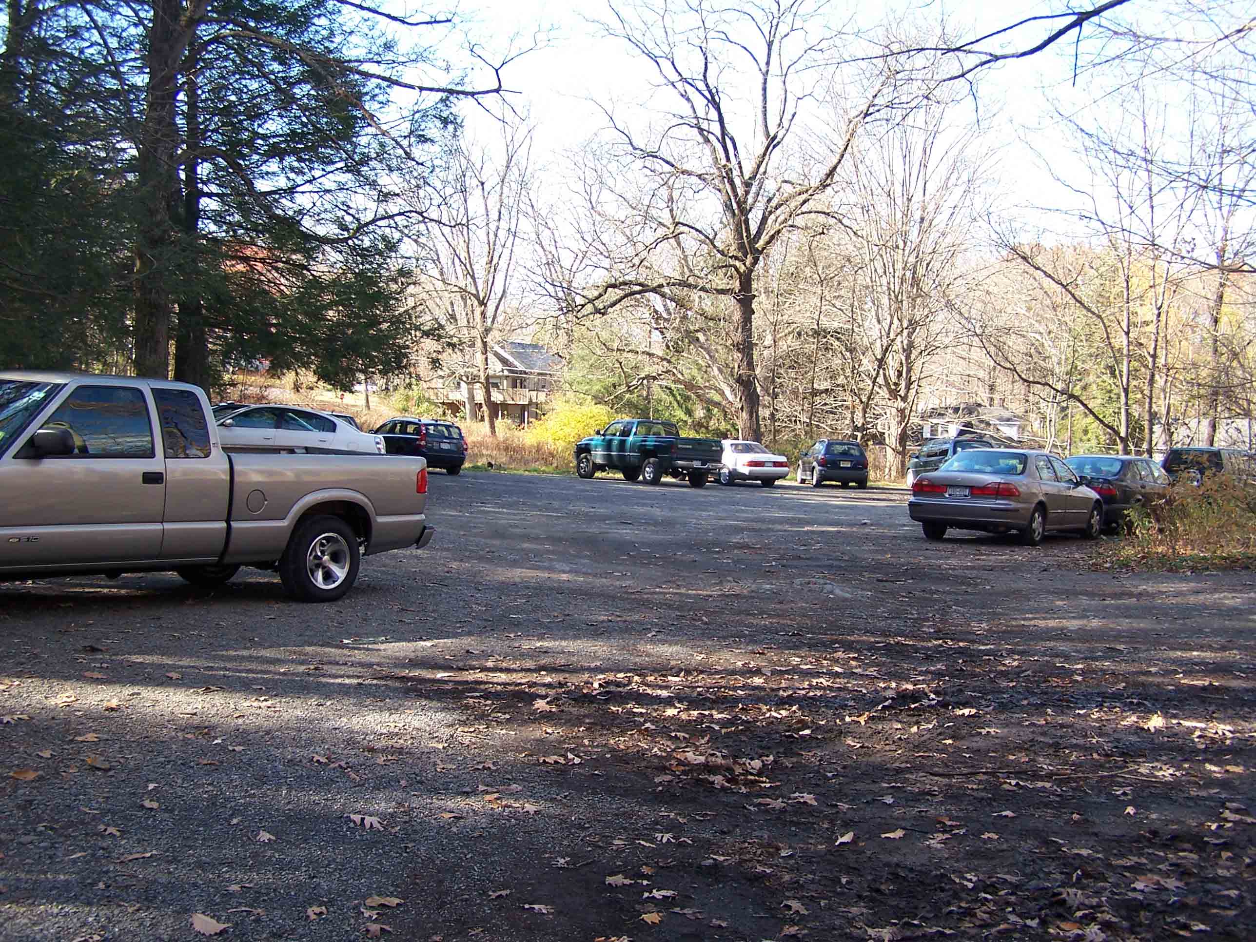 mm 0.4 - Lake Lenape parking. Courtesy at@rohland.org