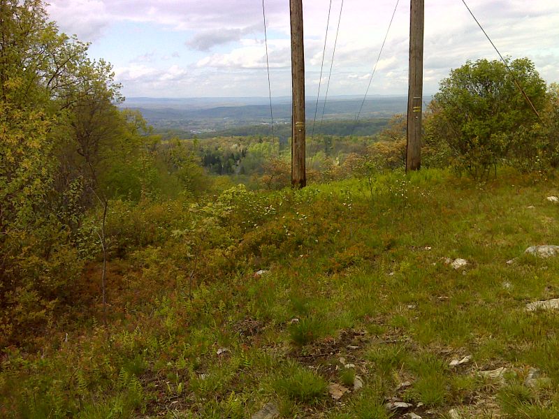 mm 4.9 View from power line right-of-way south of Totts Gap. GPS 90.9483 W75.1640  Courtesy pjwetzel@gmail.com
