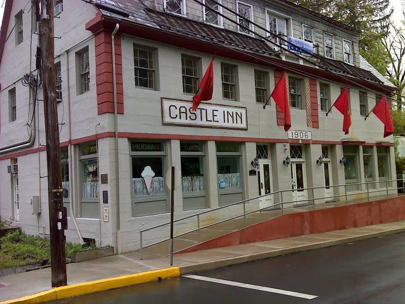 mm 0.1 Castle Inn ice cream store in the village of Delaware Water Gap.  This is right on the AT. GPS N40.9831 W 75.1403  Courtesy pjwetzel@gmail.com