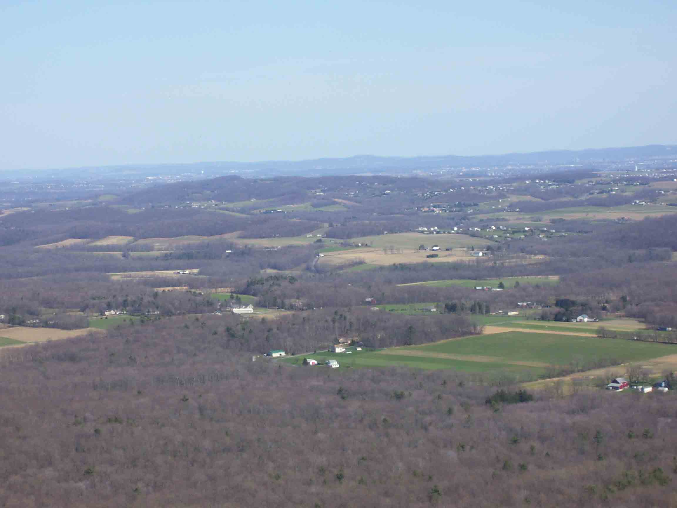 mm 8.0 - More expansive view to south from Bake Oven Knob.  Courtesy dlcul@conncoll.edu