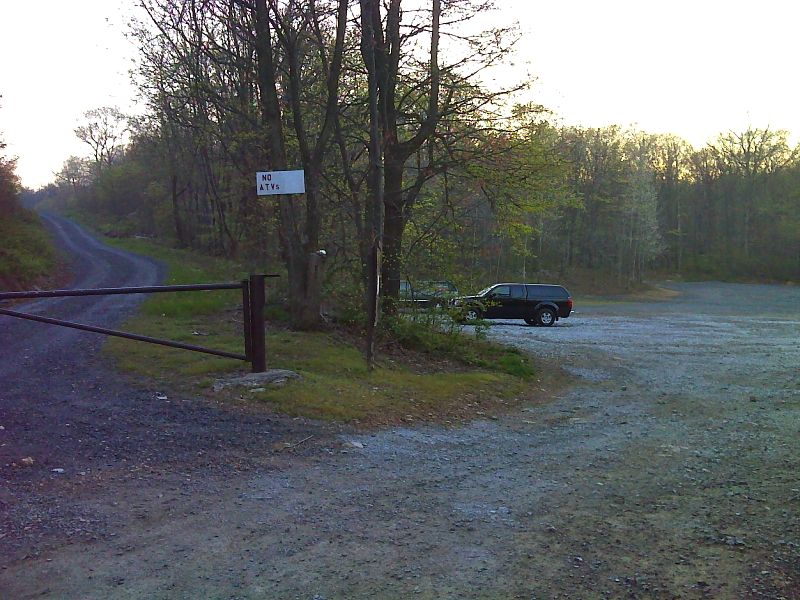 mm 13.9 Huge Gamelands parking area off PA 183.  Hike up the gated road on the left for about 0.2 miles to reach the AT.  GPS N40.5254 W76.2171  Courtesy pjwetzel@gmail.com