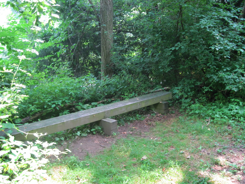mm 0.0  Bench just before the northbound trail reaches PA 72  Courtesy dlcul@conncoll.edu