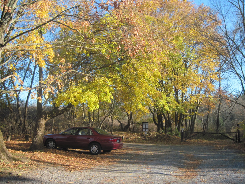 mm 1.4  The parking lot on PA 443 in the fall.    Courtesy dlcul@conncoll.edu
