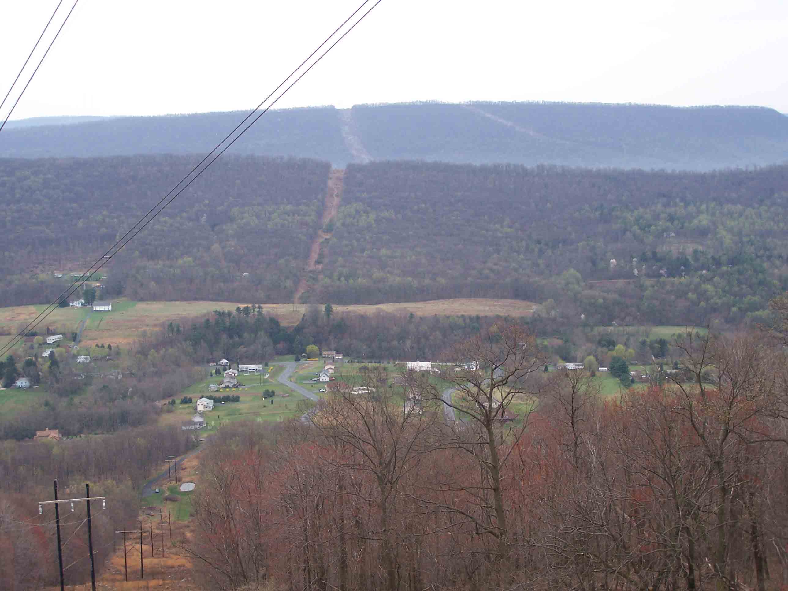 mm 8.9: View south from rocks at powerline right-of-way. Courtesy at@rohland.org