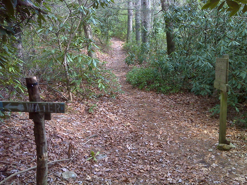 mm 3.2 Signs at junction with side trail to Deer Park Shelter  GPS N35.8760 W 82.8624  Courtesy pjwetzel@gmail.com