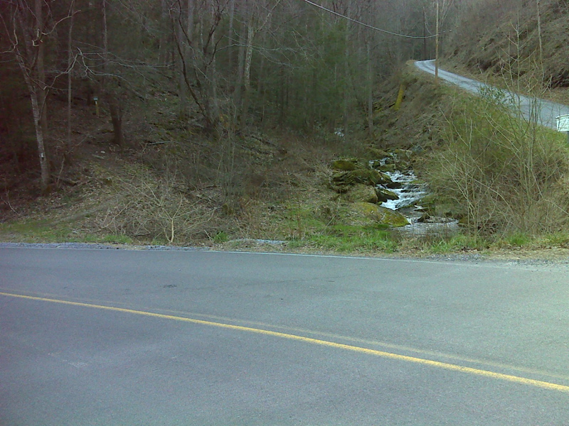 mm 13.7  AT southbound leaves Waterville Road. This is just west (trail south) of the Pigeon River Bridge. GPS N35.7844 W 83.1137  Courtesy pjwetzel@gmail.com