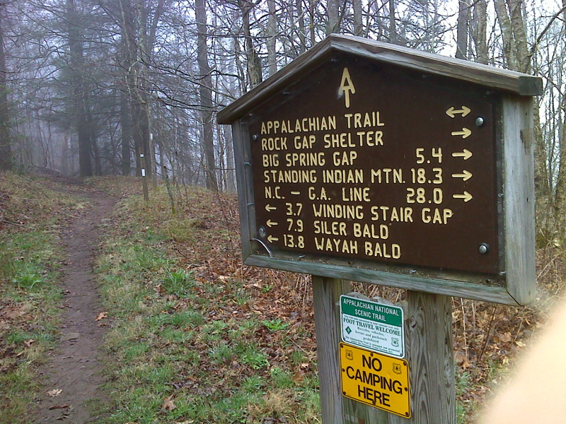 mm 0.6 Trail sign at Rock Gap. GPS N35.0941 W 83.5224  Courtesy pjwetzel@gmail.com