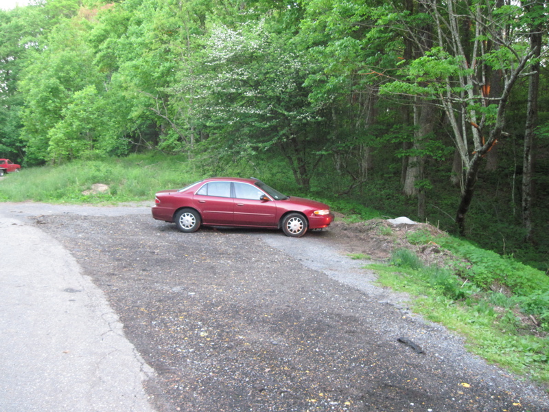 mm 0.0 Parking area near trail crossing in Iron Mountain Gap Courtesy dlcul@conncoll.edu