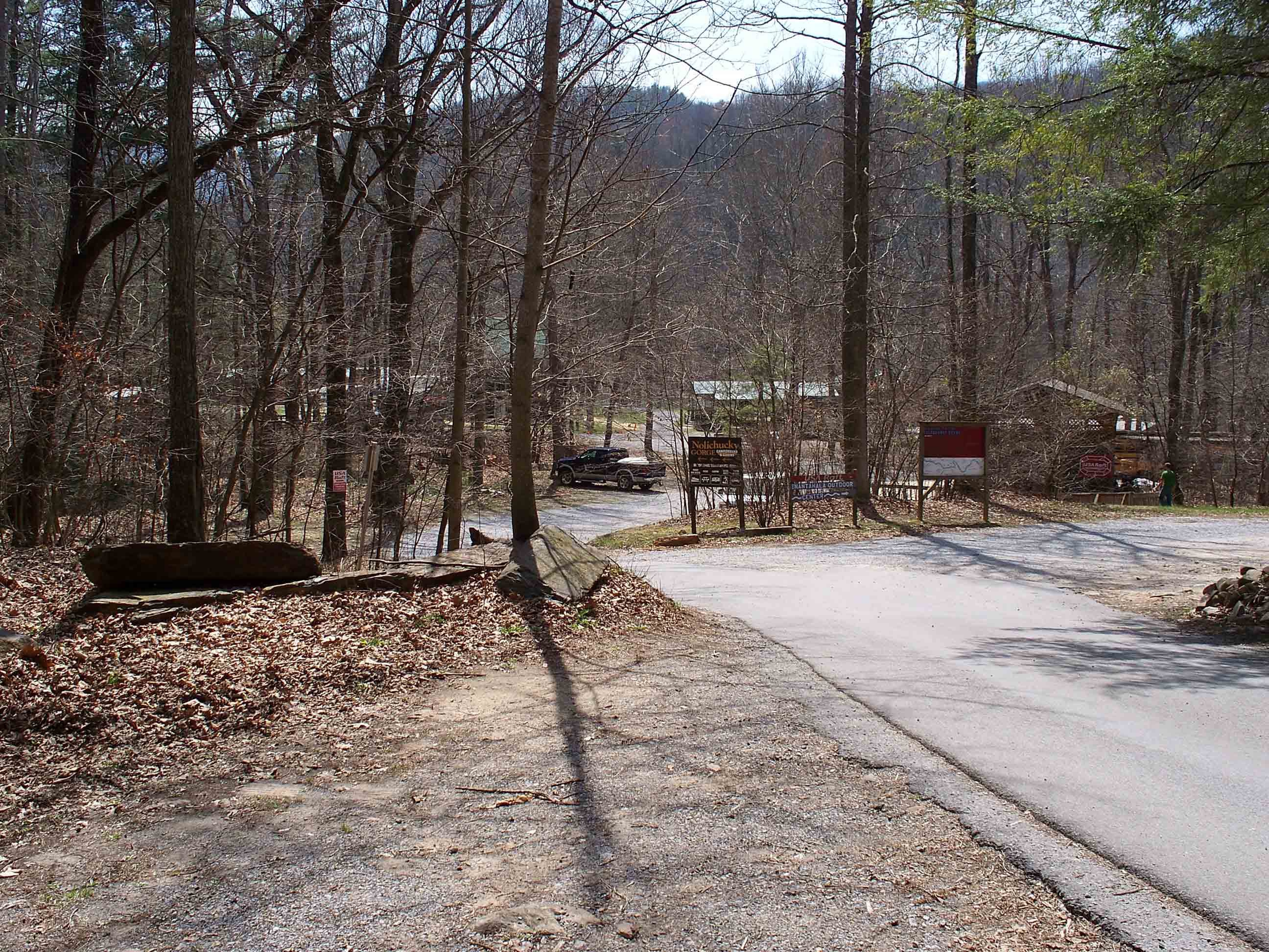 mm 18.8 Picture of Nolichucky campground and rafting.  Courtesy judyverlinhowell@hotmail.com