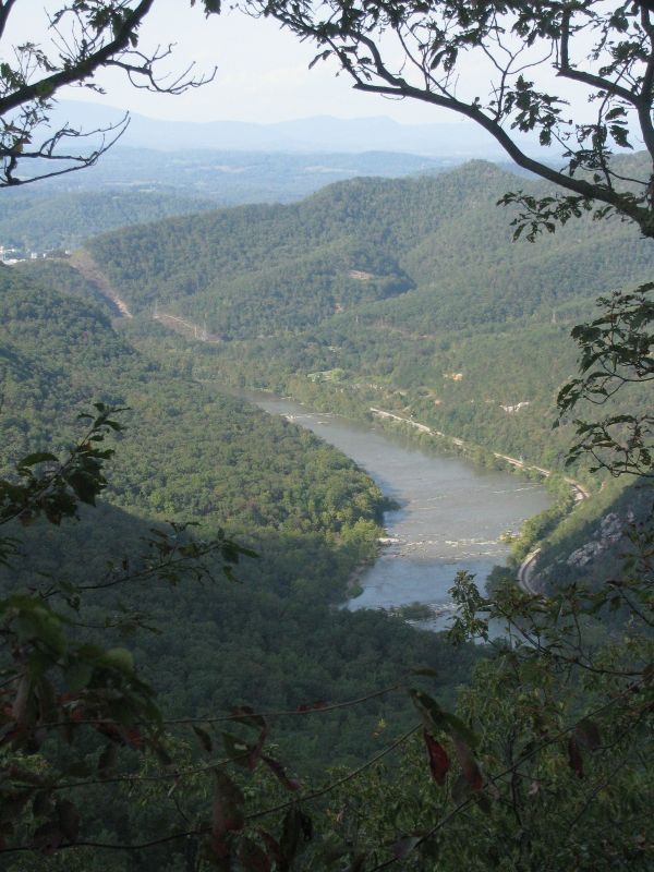 View of James River Gorge.  GPS N37.5911 W79.4505  Courtesy pjwetzel@gmail.com