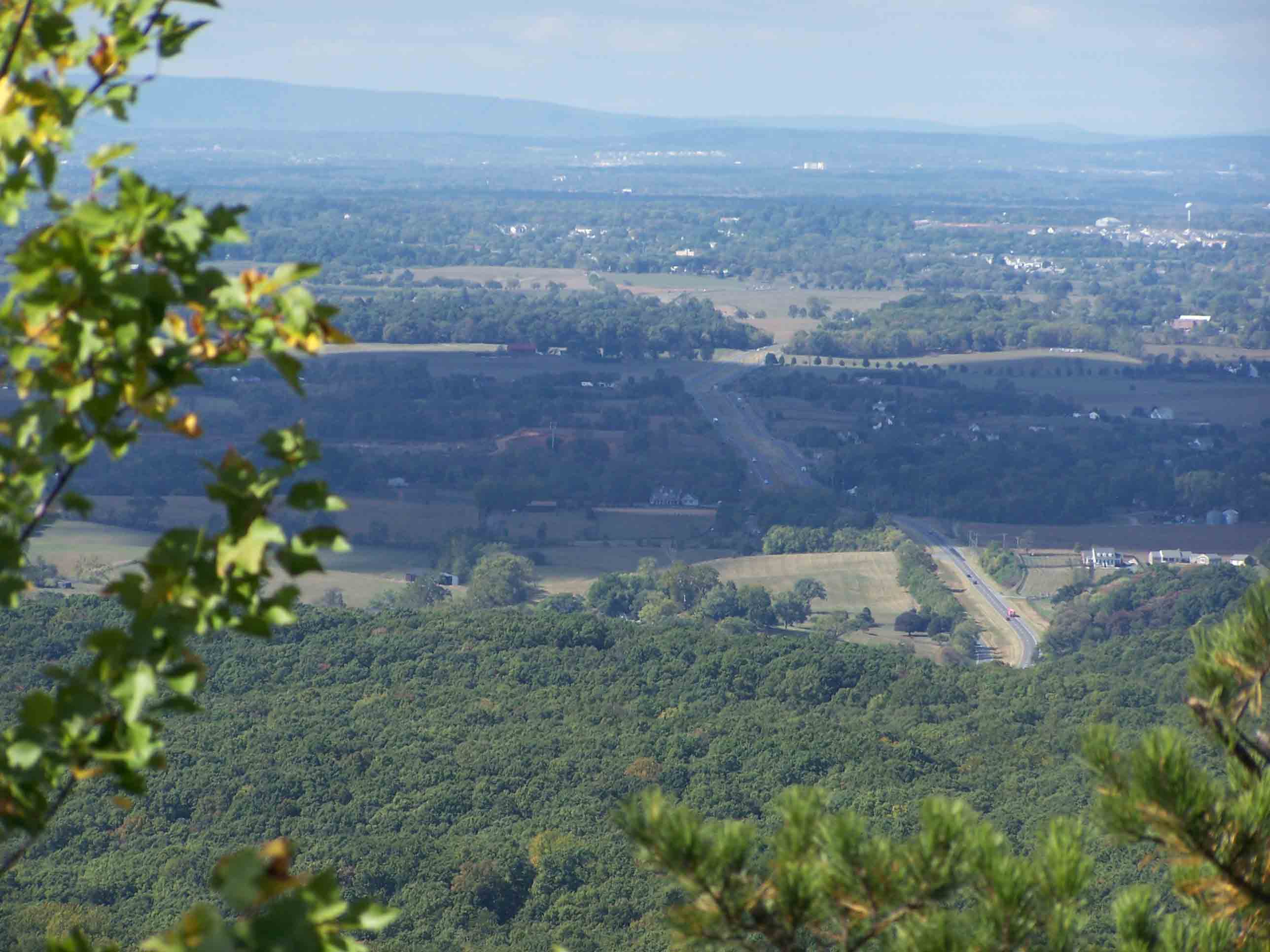 mm 0.6 - View from Bears Den Rocks. Courtesy at@rohland.org