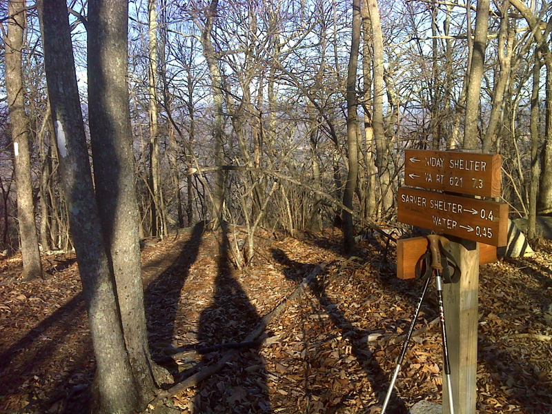 mm 7.3 Junction with the trail to Sarver Hollow Shelter in
January 2012.  The trail signs have been replaced since the previous picture
was taken.  Courtesy pjwetzel@gmail.com