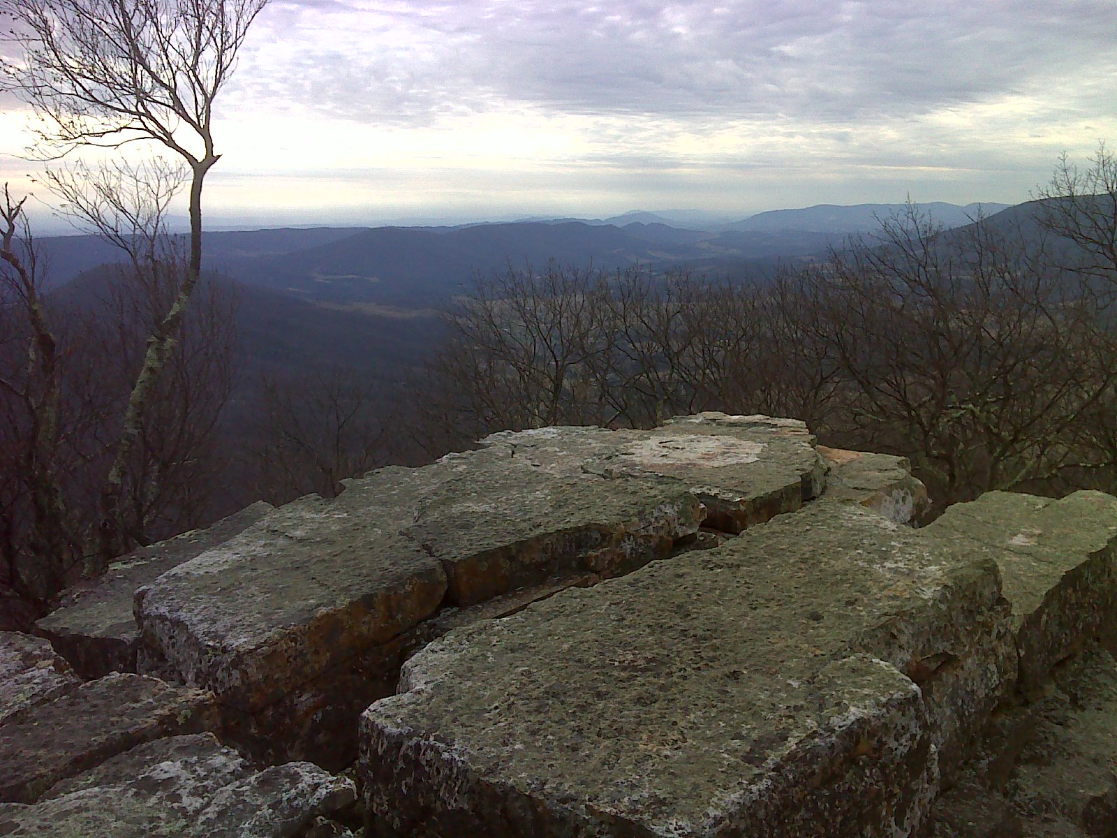 mm 3.6  View from White Rock on the side of Kelly Knob
Courtesy pjwetzel@gmail.com