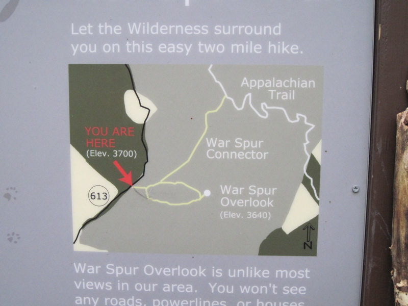 mm 2.8.  This is the map from the bulletin board at the
parking area for the War Spur Trail.  The AT may be reached by taking the
left branch of the loop and then the Connector Trail.  Total distance is 1.5
miles according to the AT Guide to Central VA.   Courtesy
dlcul@conncoll.edu