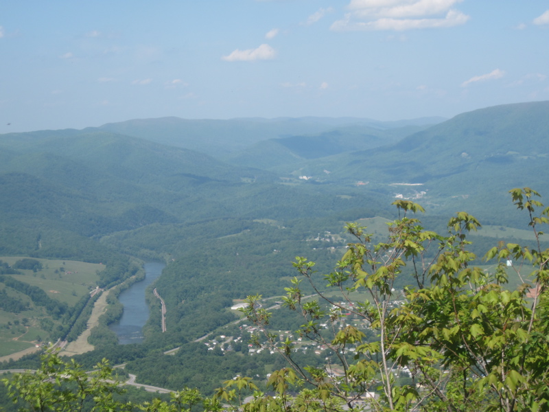 mm 3.4 View from Angels Rest towards Pearisburg  and the New River  Courtesy dlcul@conncoll.edu