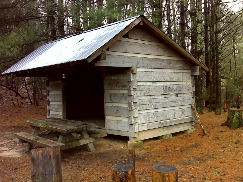 Saunders Shelter.  A loop trail leads to this shelter from the AT at mm 7.5 and 7.9.    Courtesy pjwetzel@gmail.com