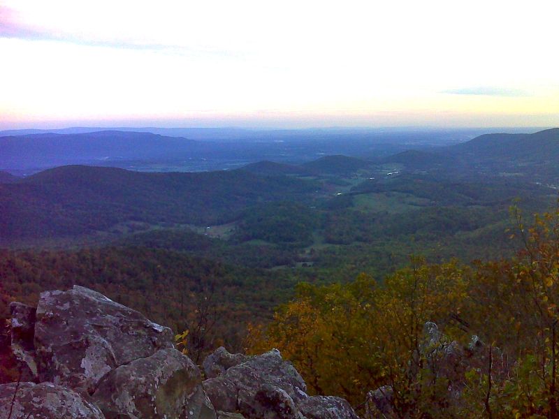 mm 1.8 Morning view from Little Hogback. GPS N38.7598 W78.2613  Courtesy pjwetzel@gmail.com