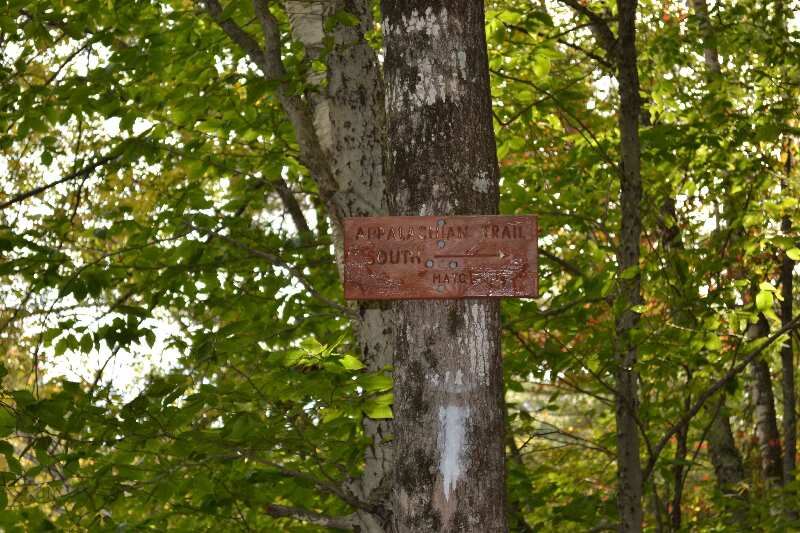 Sign post GPS N45.23548 W70.00270 el.513  Courtesy at@rohland.org