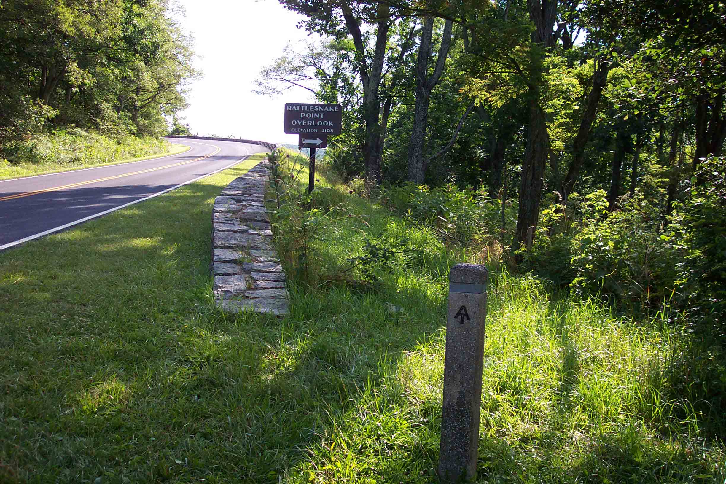 AT crossing Skyline Drive (SDMP 21.9) near Rattlesnake Point Overlook at Mile 4.4.  Courtesy ideanna656@aol.com